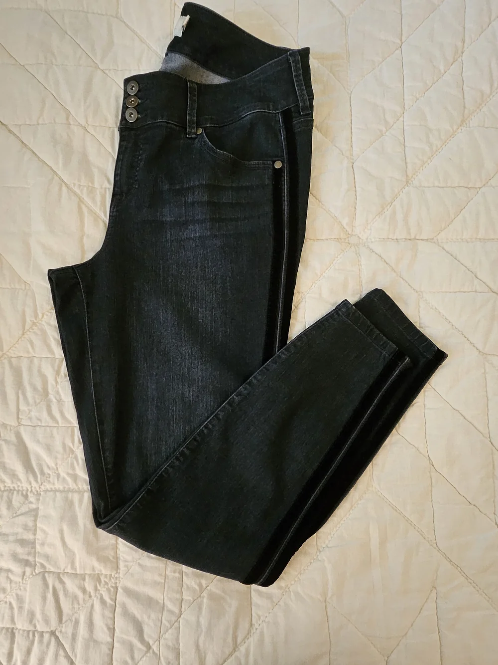 Torrid -Tall Jegging -3 Button- Dark Indigo w/Black Tuxedo Stripes - Size 16 T - Picture 1 of 11